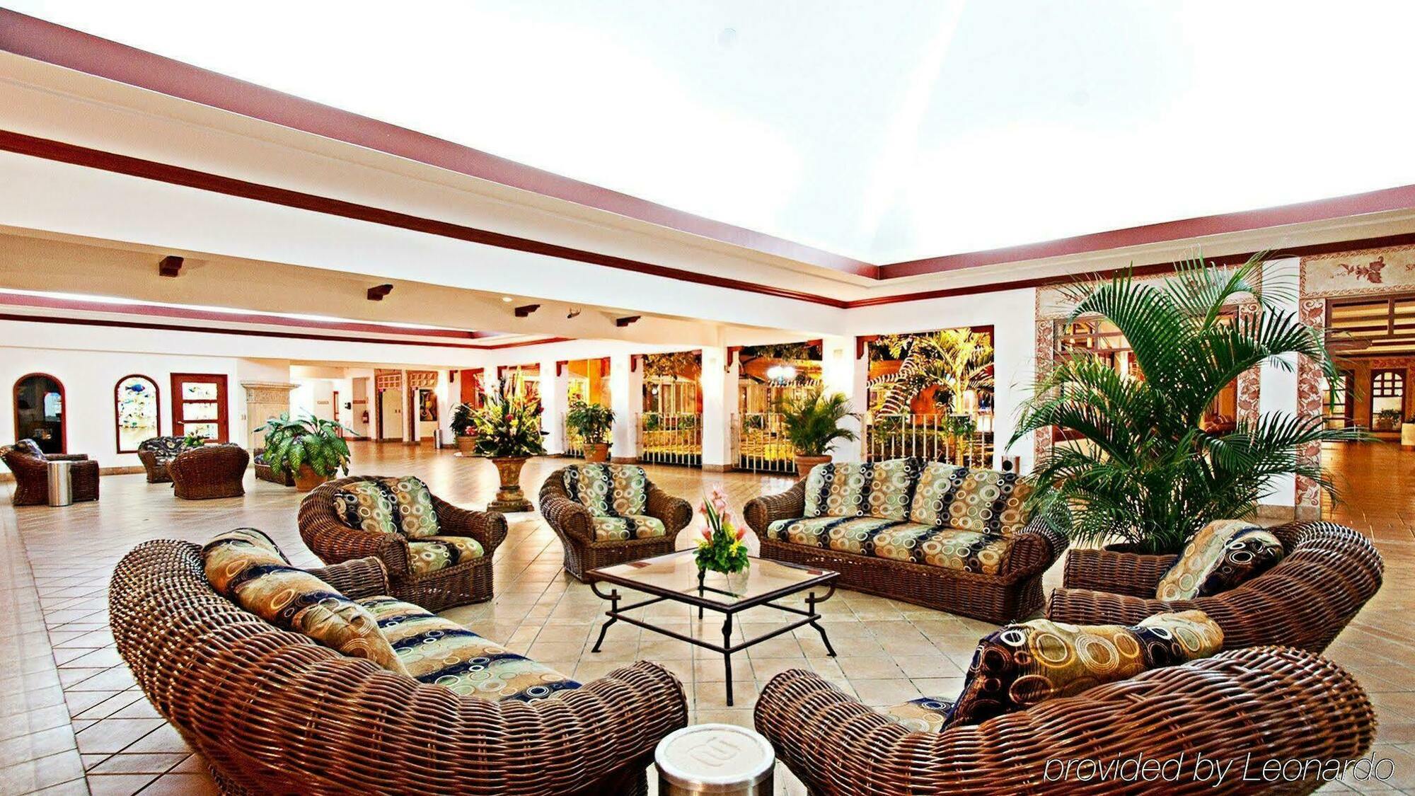 Hotel Globales Camino Real Манагуа Экстерьер фото